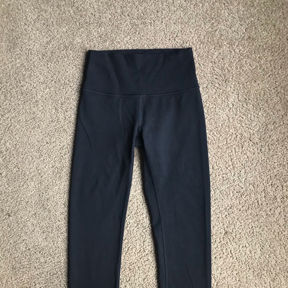 Tall Lululemon Wunder Under Hi-Rise Tight Sz 4/31" - Picture 6 of 9